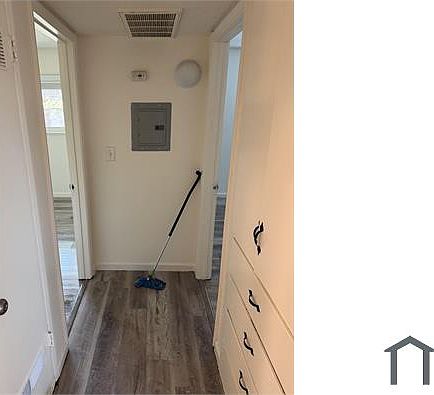 5th image of 2249 W Princeton Ave APT M