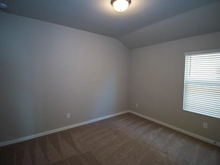 3320 Kingsdown Dr — Photo 9