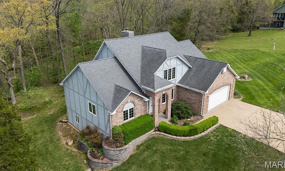 2nd image of 5171 Waters Edge Dr