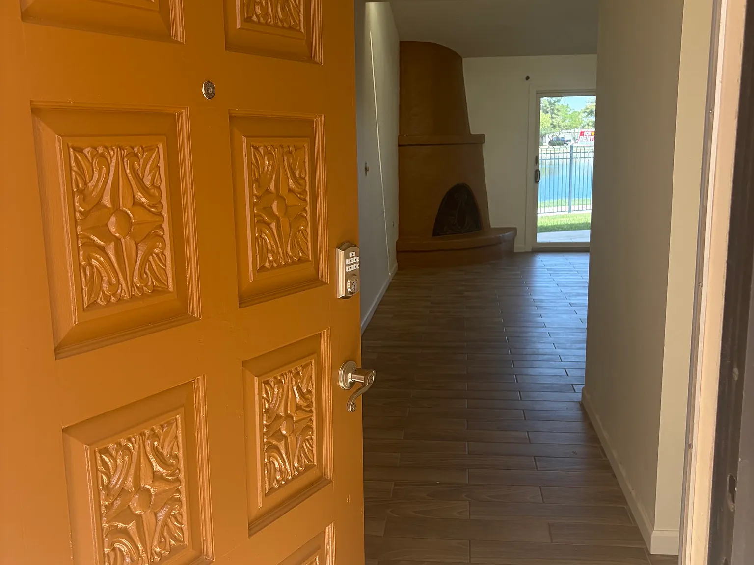 2 bed, 1845 sqft, $2,000 — Photo 3