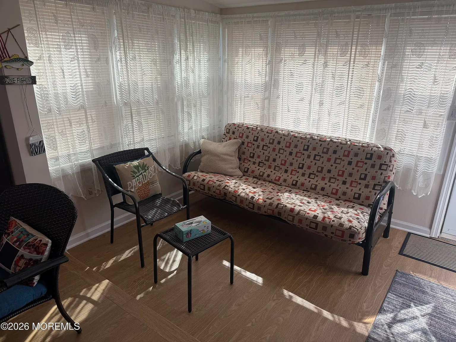 2 bed, 1.0 bath, 572 sqft, $1,950 — Photo 3