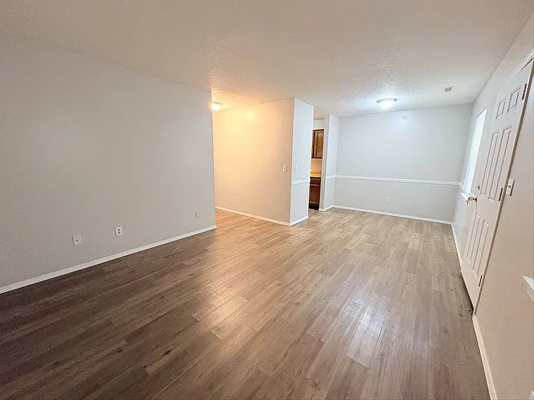 3802 College View Dr #1-8 — Photo 2