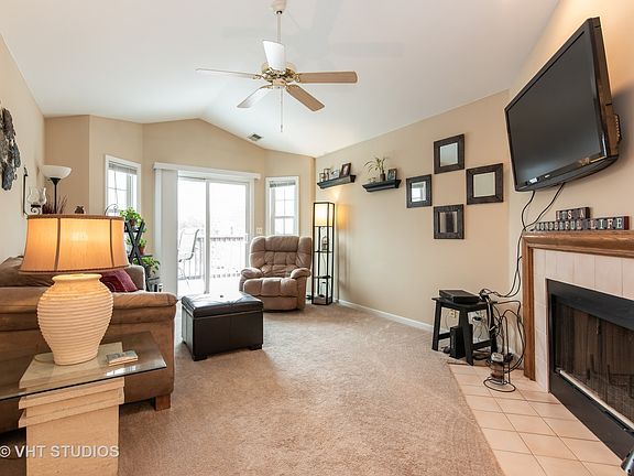 4th image of 705 Hoover Dr #705