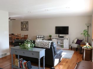 1315 S Nixon Camp Rd, Oregonia, OH 45054