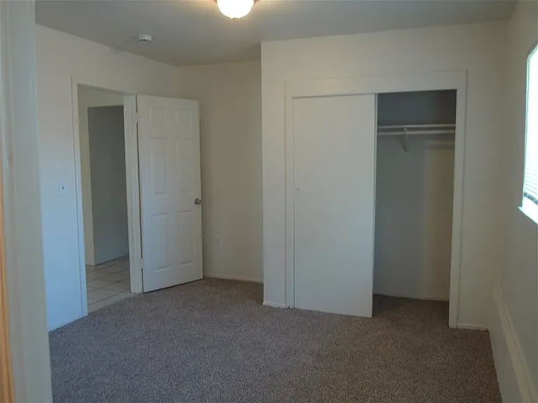 1115 Holly Ave #C — Photo 6