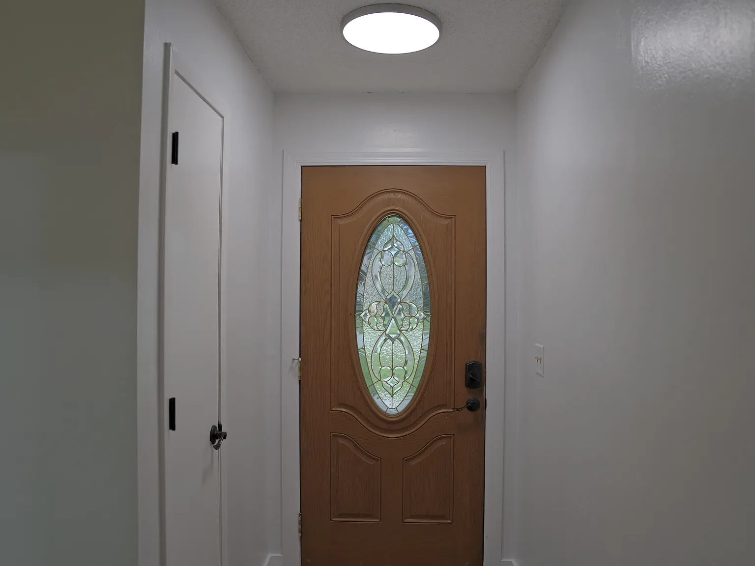 4 bed, 1350 sqft, $2,950 — Photo 2
