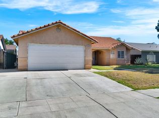 5798 W Acacia Ave, Fresno, CA 93722