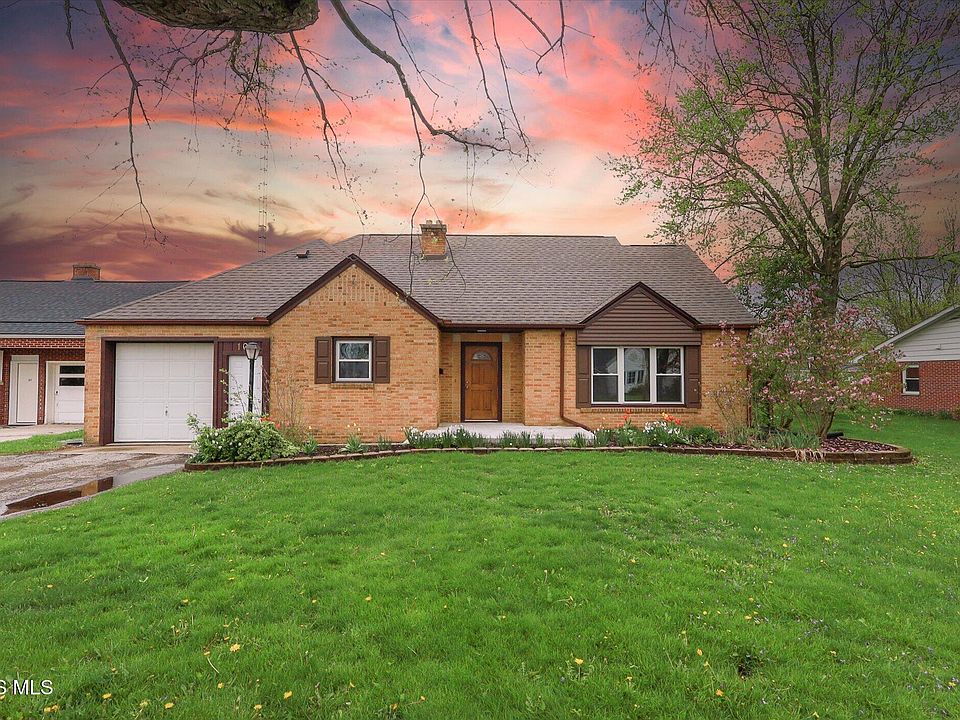 1st image of 109 W Lugbill Rd