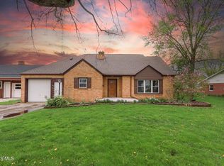 109 W Lugbill Rd, Archbold, OH 43502