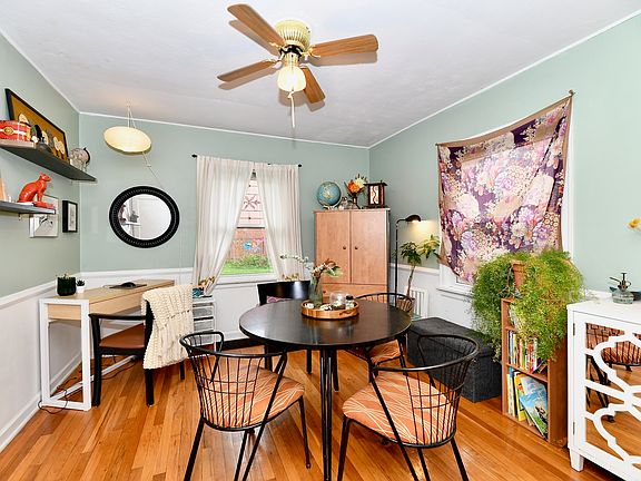 3rd image of 4629 N Kenwood Ave