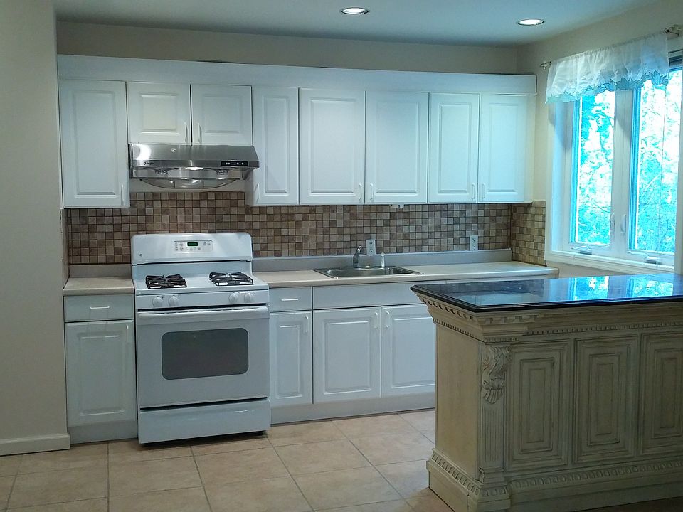 1st image of 9324 Fort Hamilton Parkway # Fl 2nd
