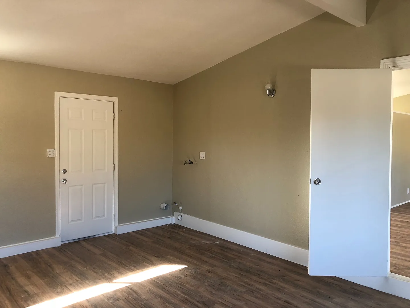 3138 E Avenue Q4 Palmdale, CA 93550 — Photo 3
