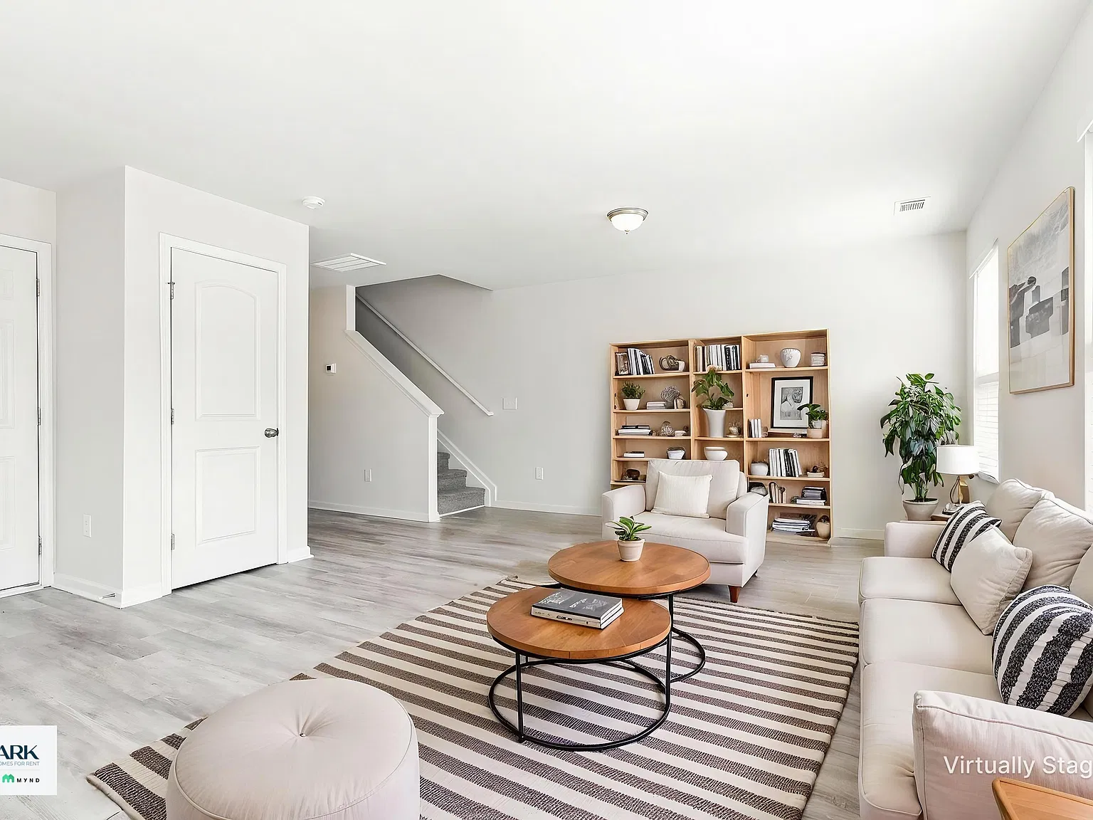 3 bed, 3.0 bath, 1566 sqft, $1,735 — Photo 2