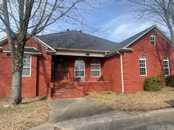 1108 Marina Way, Russellville, AR 72802