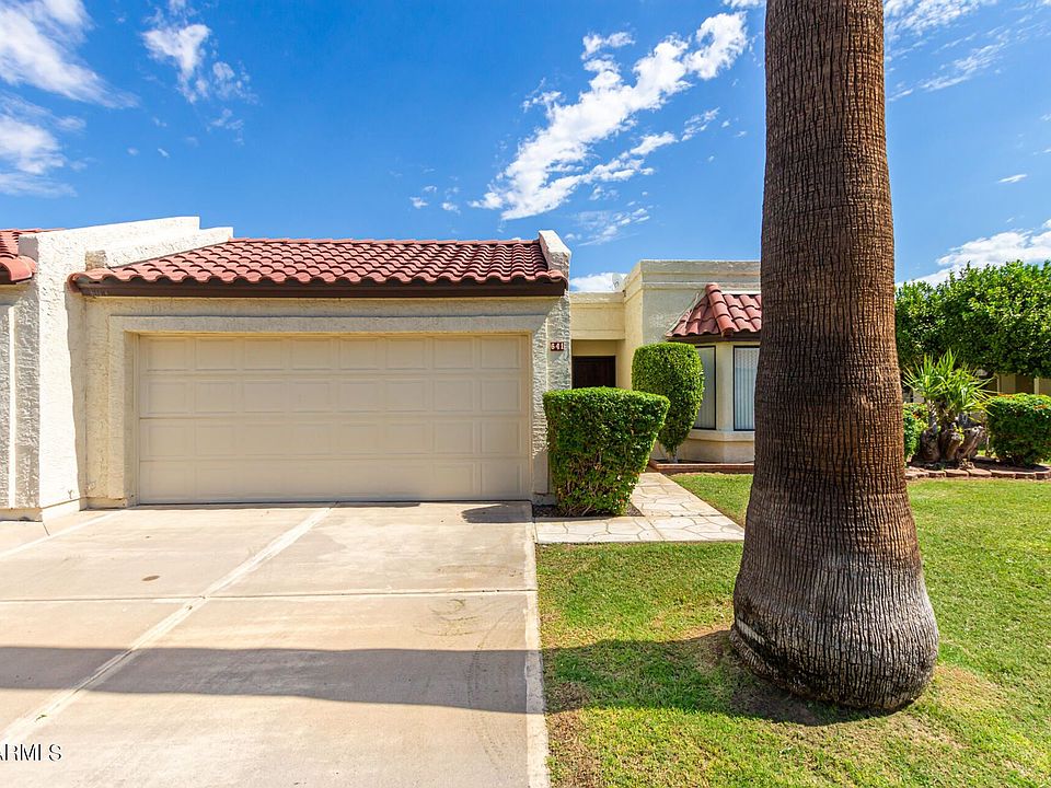 1st image of 641 S Saguaro Way