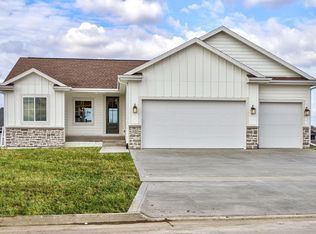 337 Cedar Dr, Gilbert, IA 50105