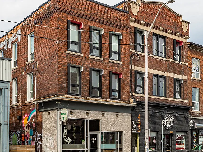 433 Barton St E #202 — Photo 5