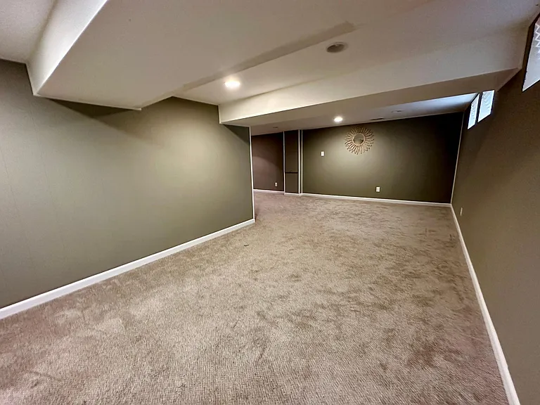 12937 Weatherfield Dr — Photo 27