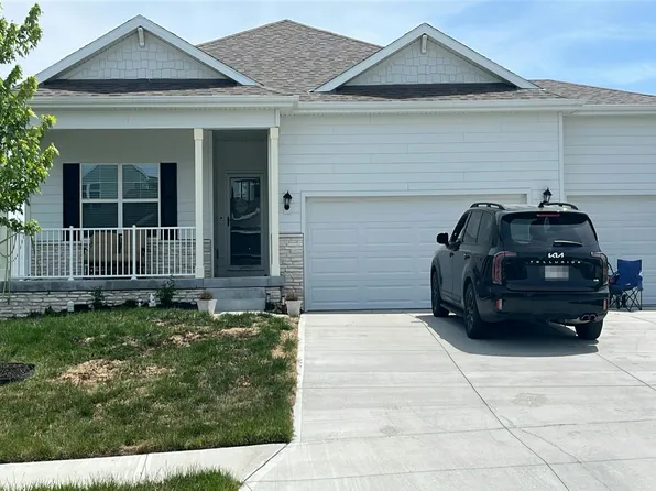 8519 S 63rd St, Papillion, NE 68157