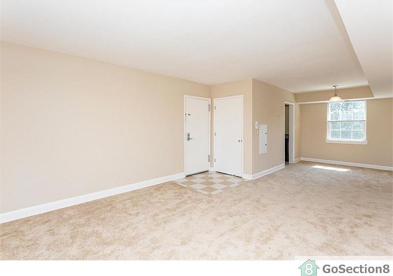 840 S Frederick St Arlington VA Zillow