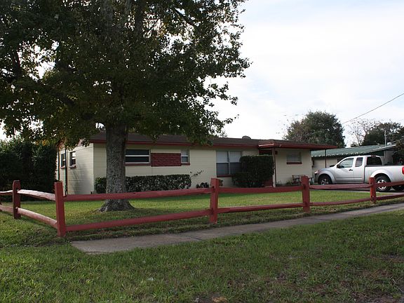 2nd image of 120 Lester Dr