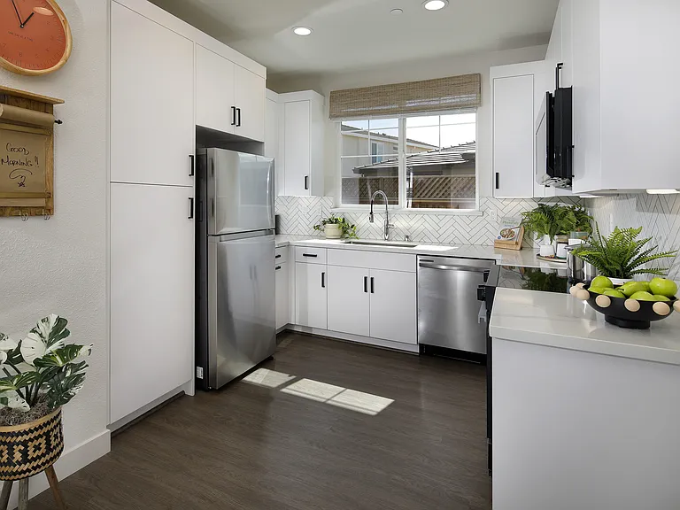 Sierra Vista — Photo 14