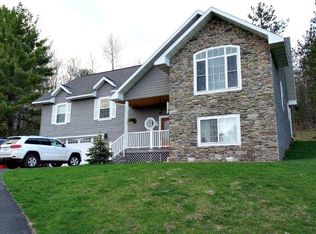 W5860 Springview Dr, Norway, MI 49870