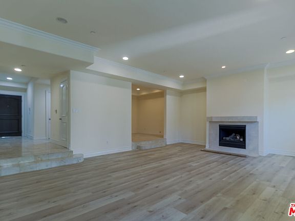 2nd image of 132 S Crescent Dr APT 103