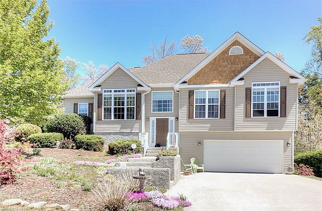 1st image of 55 S Crab Meadow Dr