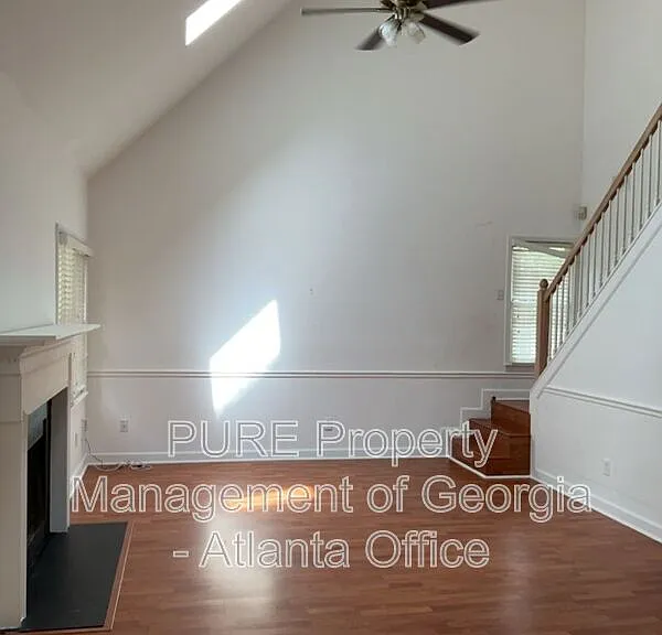 909 Michael Lee Way — Photo 9