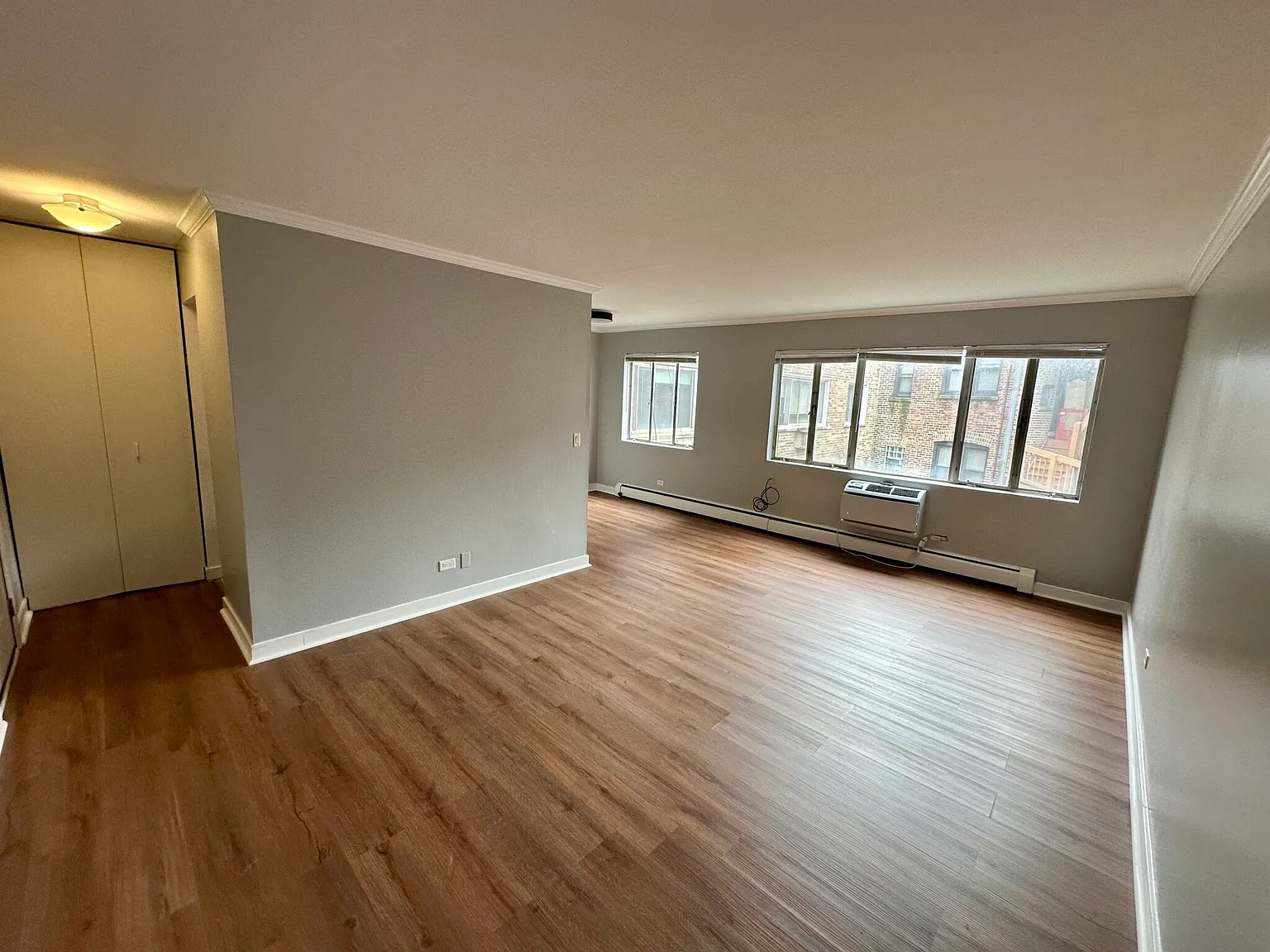 1 bed, 1.0 bath, 750 sqft, $1,550 — Photo 2
