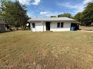 1819 Olive St, Seneca, MO 64865