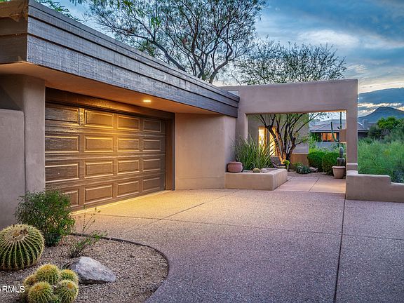4th image of 10646 E TAMARISK Way