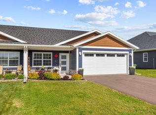 96 Putters St, Linkletter, PE C1N 4J8