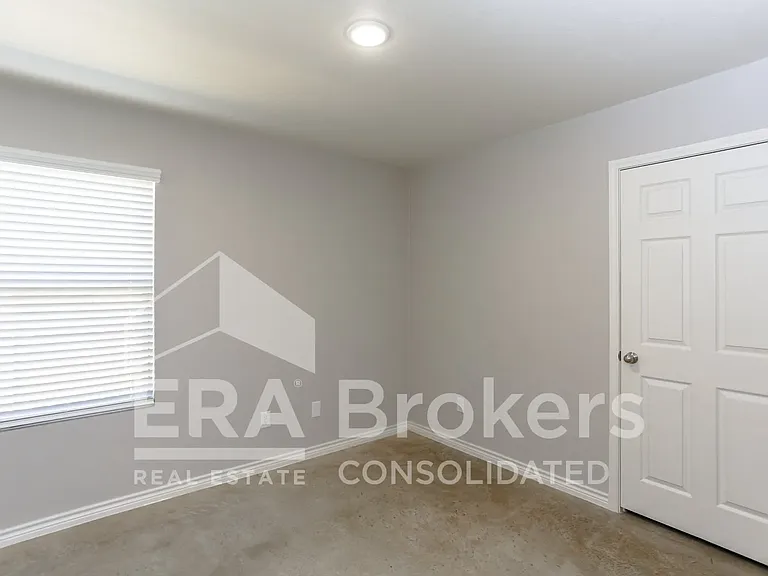 2328 Duntov Dr #A — Photo 13