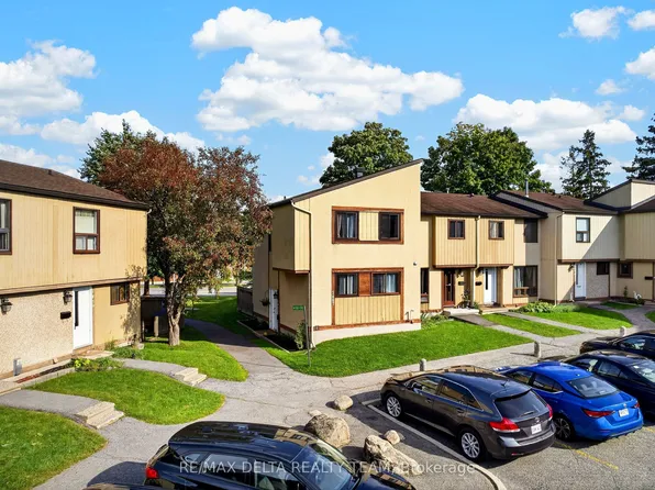 1467 Bethamy Ln, Ottawa, ON K1J 8P7