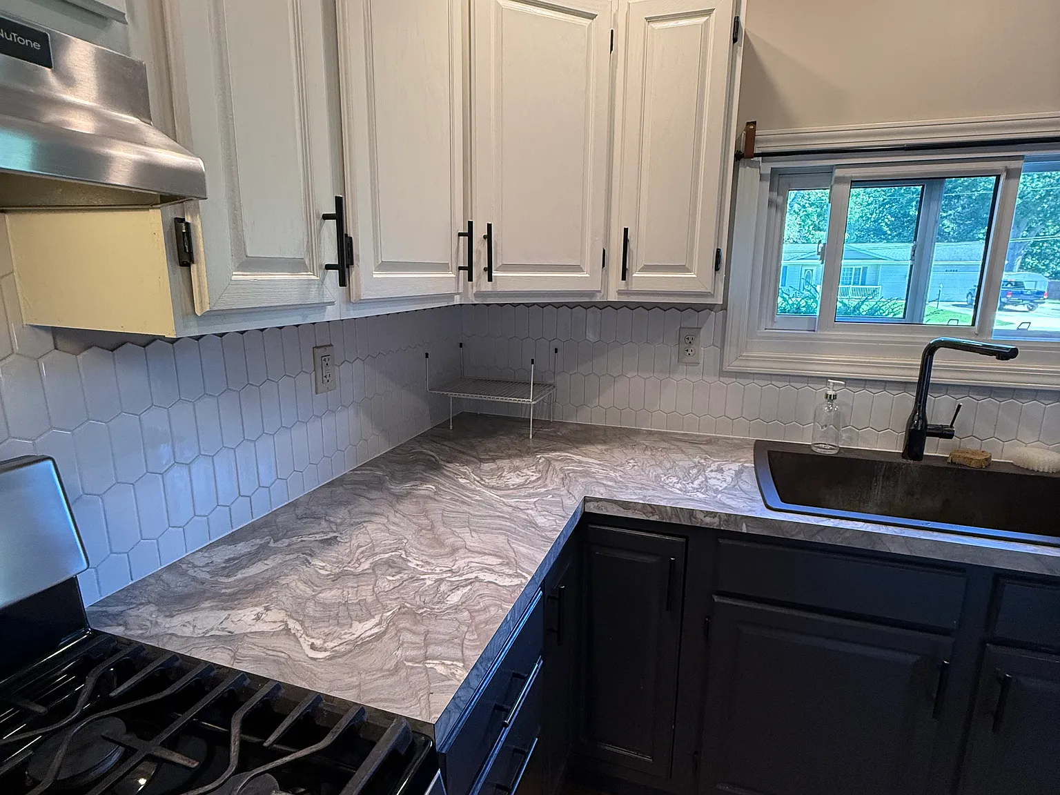 2 bed, 952 sqft, $2,000 — Photo 4