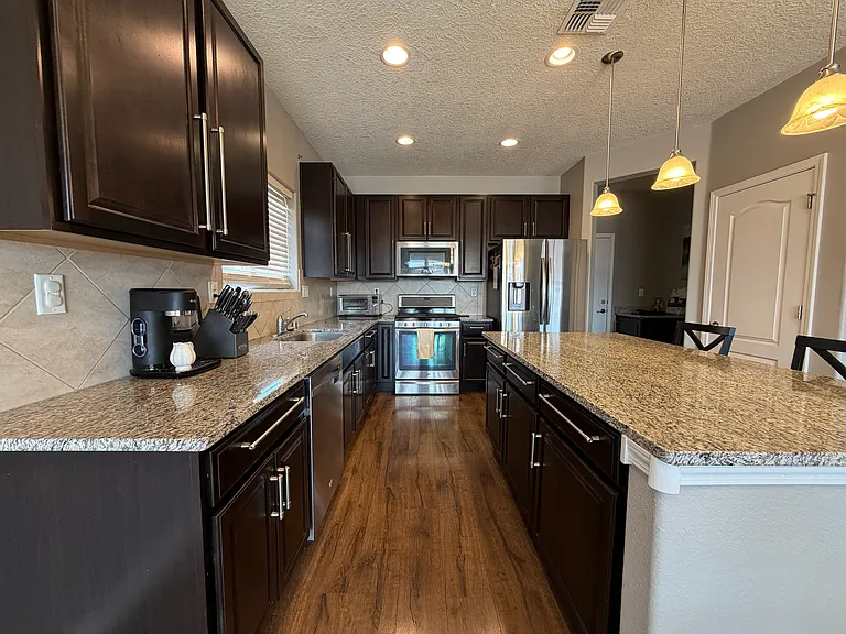 3153 Llano Vista Ct NE — Photo 6