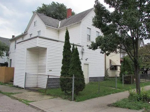 3721 W 33rd St, Cleveland, OH 44109