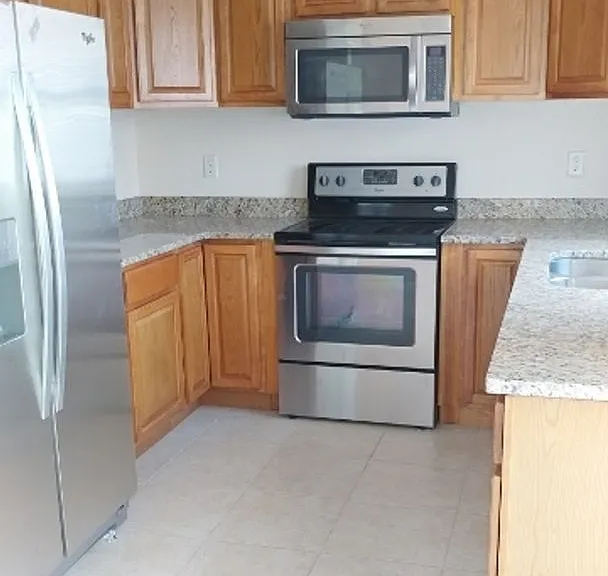715 N Vermeer Way — Photo 4