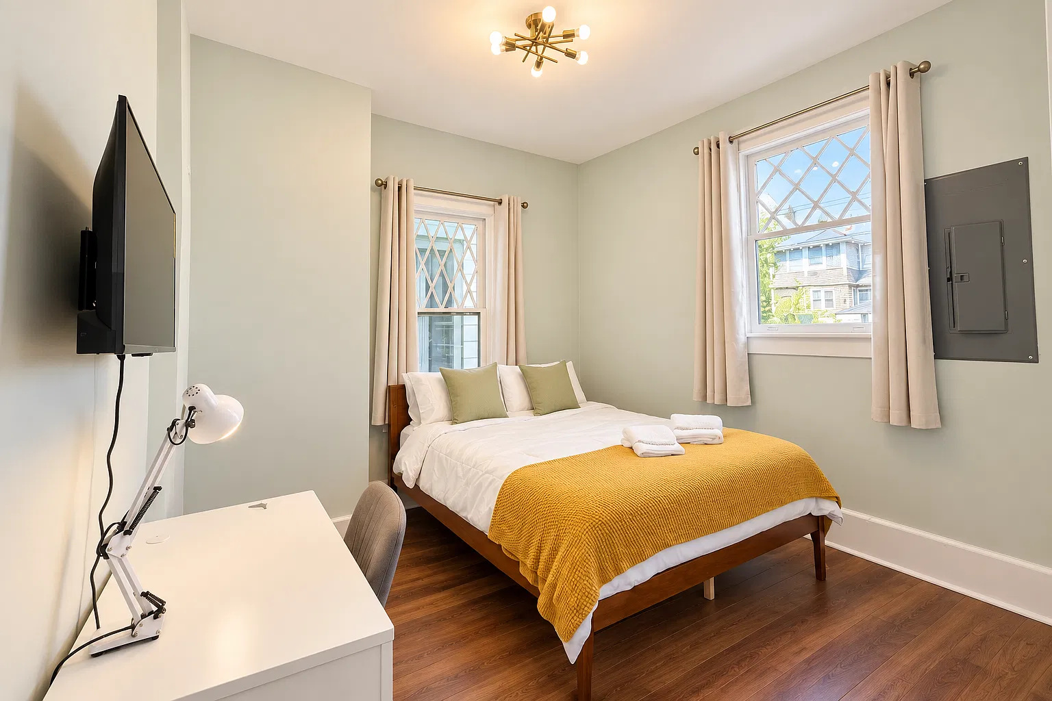 1 bed, $1,200 — Photo 2