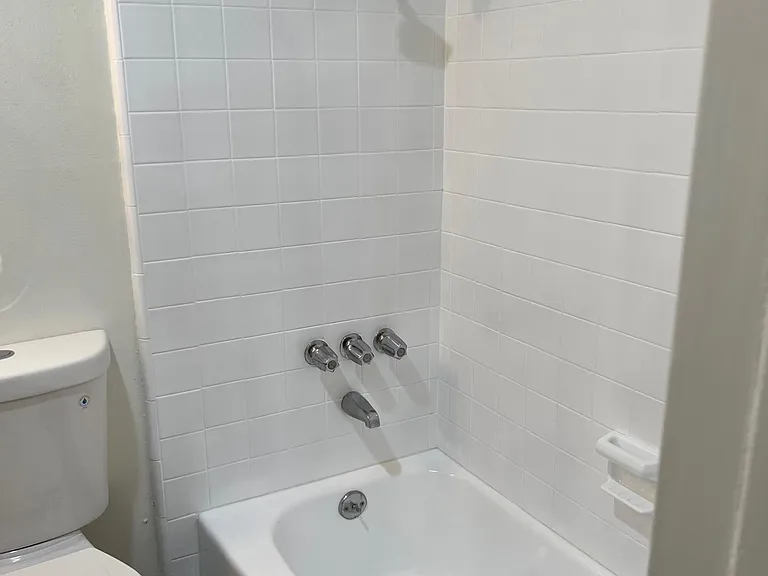 648 Felton Way — Photo 23