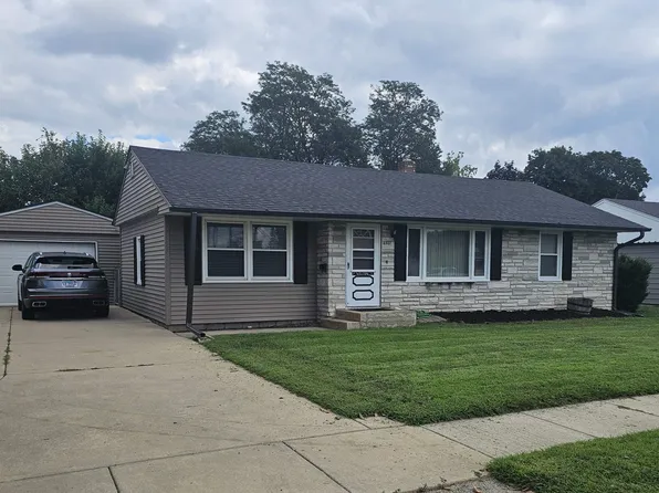 6327 1st St, Loves Park, IL 61111