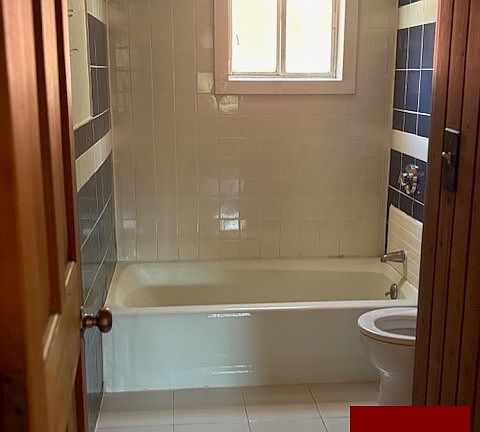 5th image of 15 Radnor Rd #2