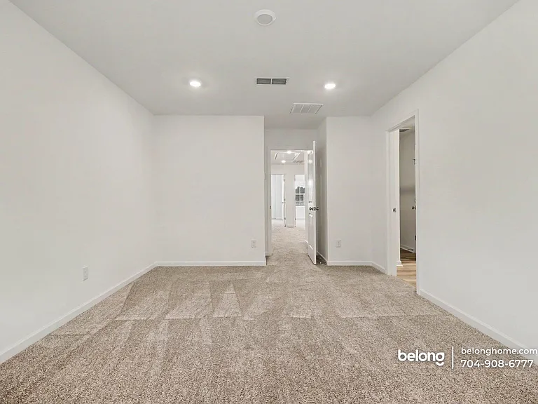 11912 Oak St — Photo 14