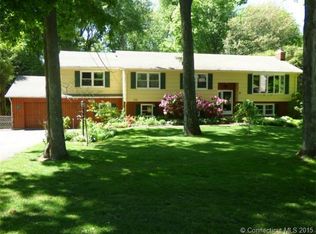 112 Eramo Ter, Hamden, CT 06518