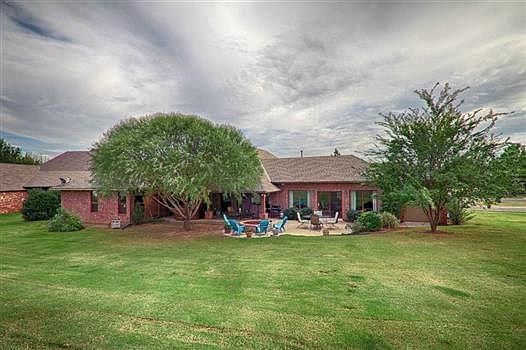 2nd image of 10800 Valleyside Cir