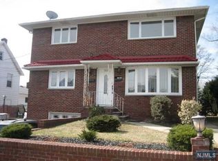 512 Summer Ave, Lyndhurst, NJ 07071