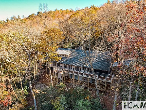 4th image of 1527 Wandering Ridge Road