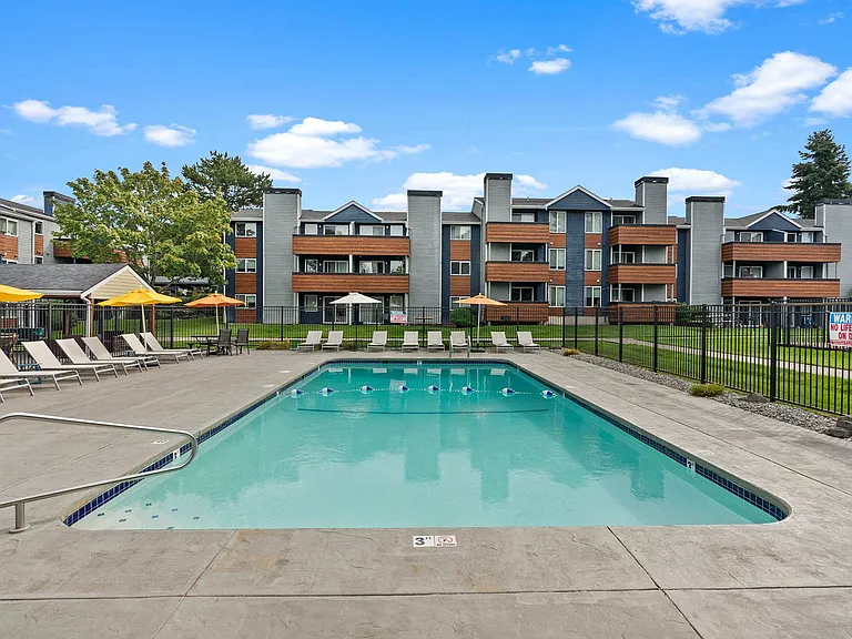 Northpoint Apartments — Photo 40